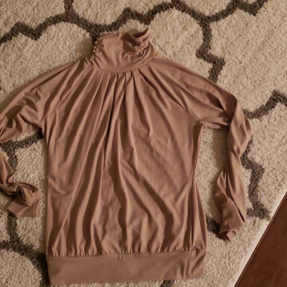 Women's shirt